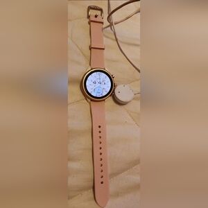 Fossil Gen 4 Android OS 4.4 Touchscreen Smartwatch. GUC. With box & all papers.